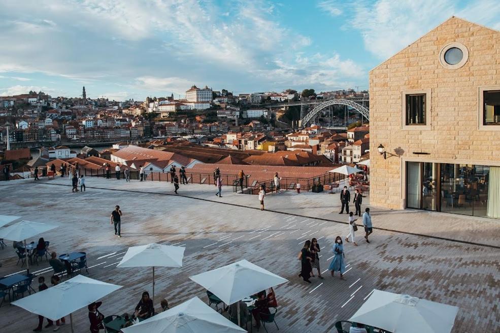 Oporto Wine Cellars Flat With Terrace Apartment Vila Nova de Gaia Exterior photo