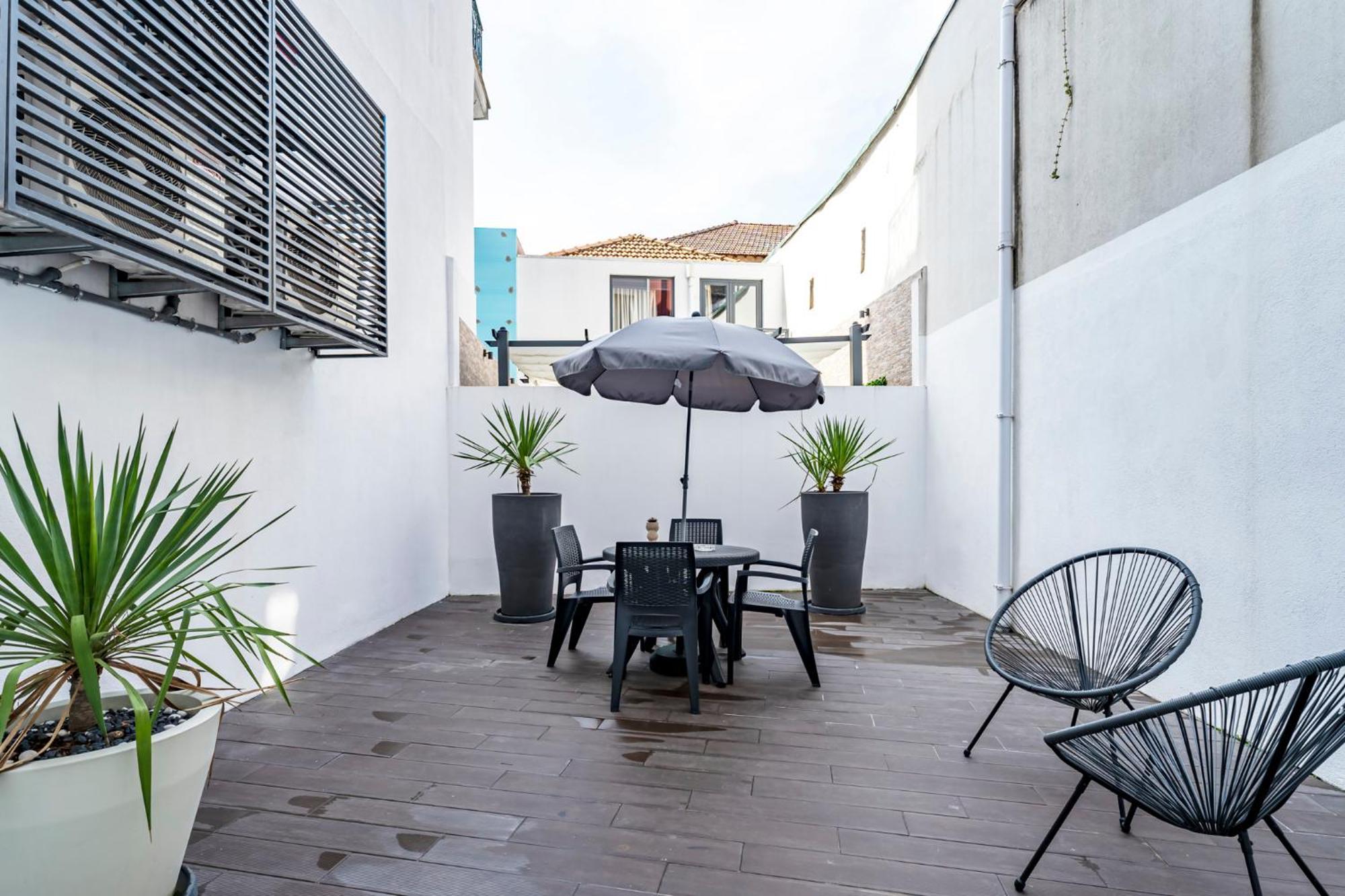 Oporto Wine Cellars Flat With Terrace Apartment Vila Nova de Gaia Exterior photo